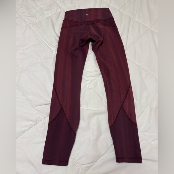 Lululemon In Movement Tight 25" *Everlux - Picture 8 of 11
